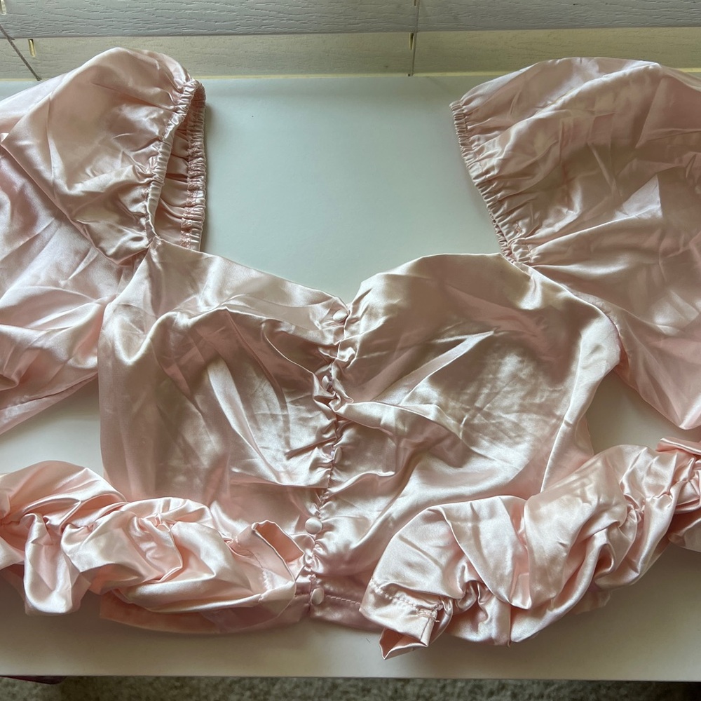 Zaful Pink Satin Puff Sleeve Crop Top
